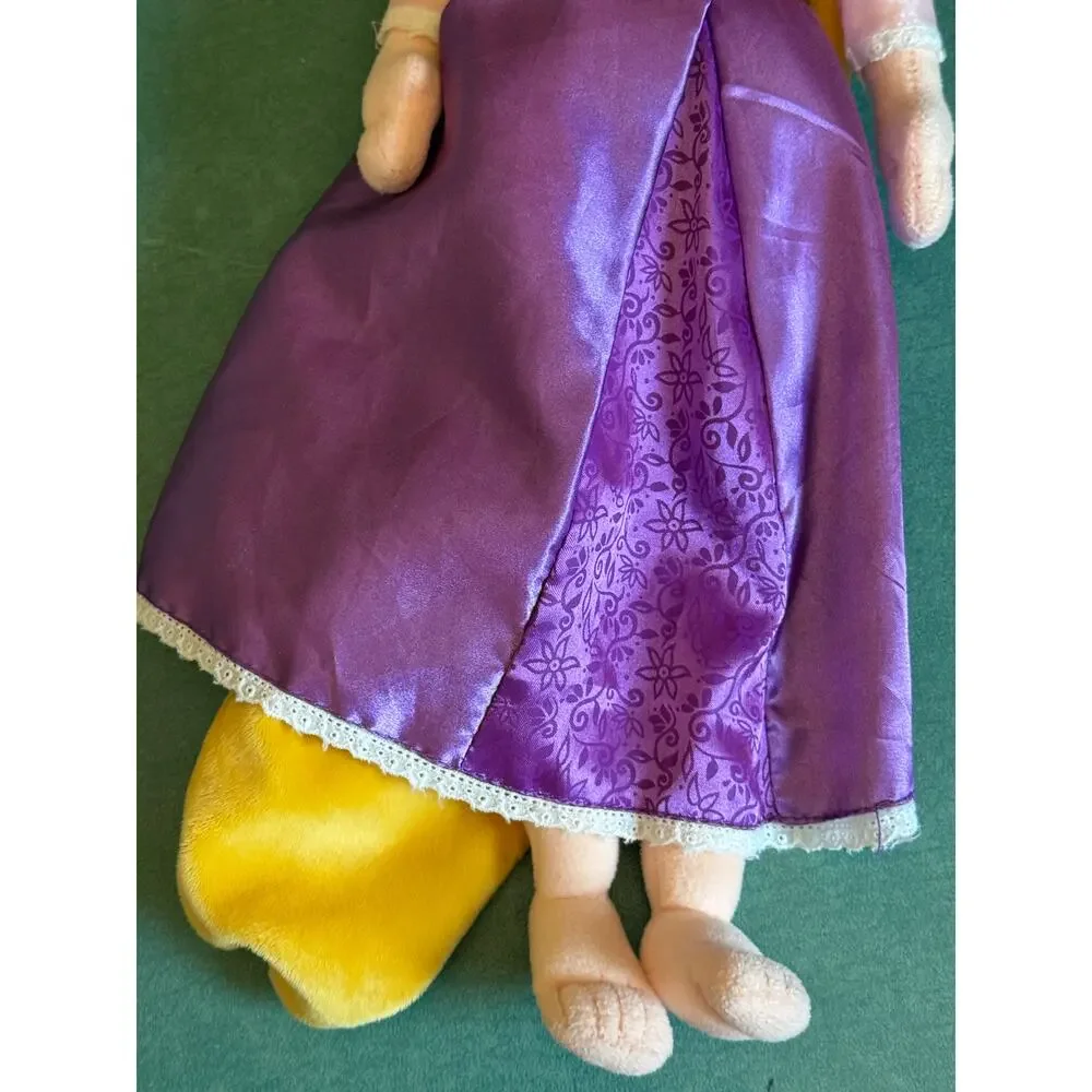 Vintage/Y2K Disney Store Rapunzel Plush Doll